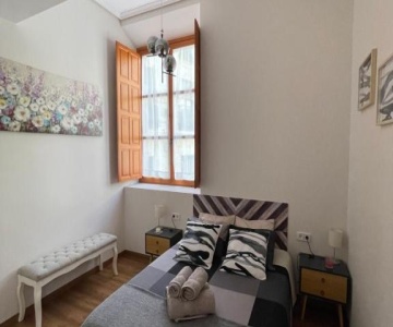 El 4 De La Calle Rojas