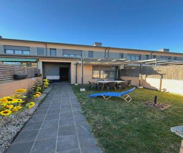 La Casa De Los Girasoles