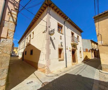 Posada Los Leones
