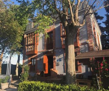 La Puerta De La Ribera