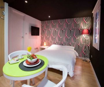 Apartamentos Colon 3000