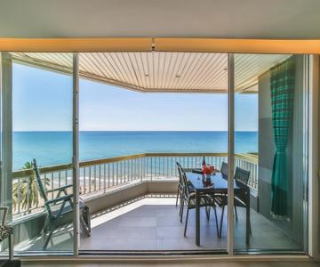 MagnÍfico Apartamento - Primera Línea De Mar