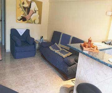 Studio Dans Un Endroit Calme Et Discret D Empuria