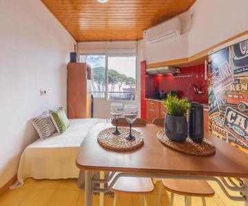 Estudio Delante Del Mar