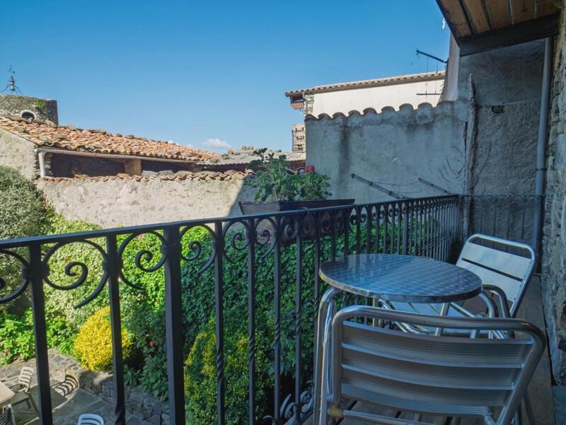 Apartament rural per a 2 · Pardines