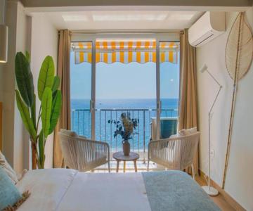 Apple Beach Studio by BHomesCostaBrava