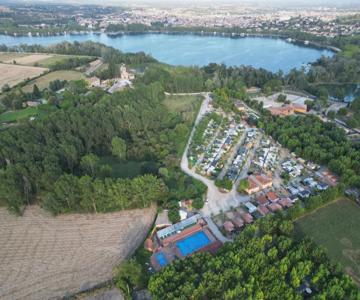 Camping Bungalow El Llac De Banyoles