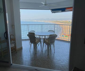 Appartement Spacieux, Front De Mer, Vue Splendide