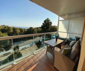 Peaceful Apartment With Sea View And Parking In Cap Salou