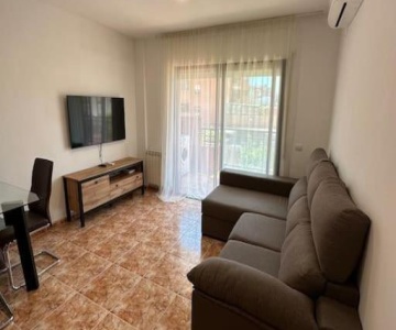 A Bright Spacious Flat For A Family