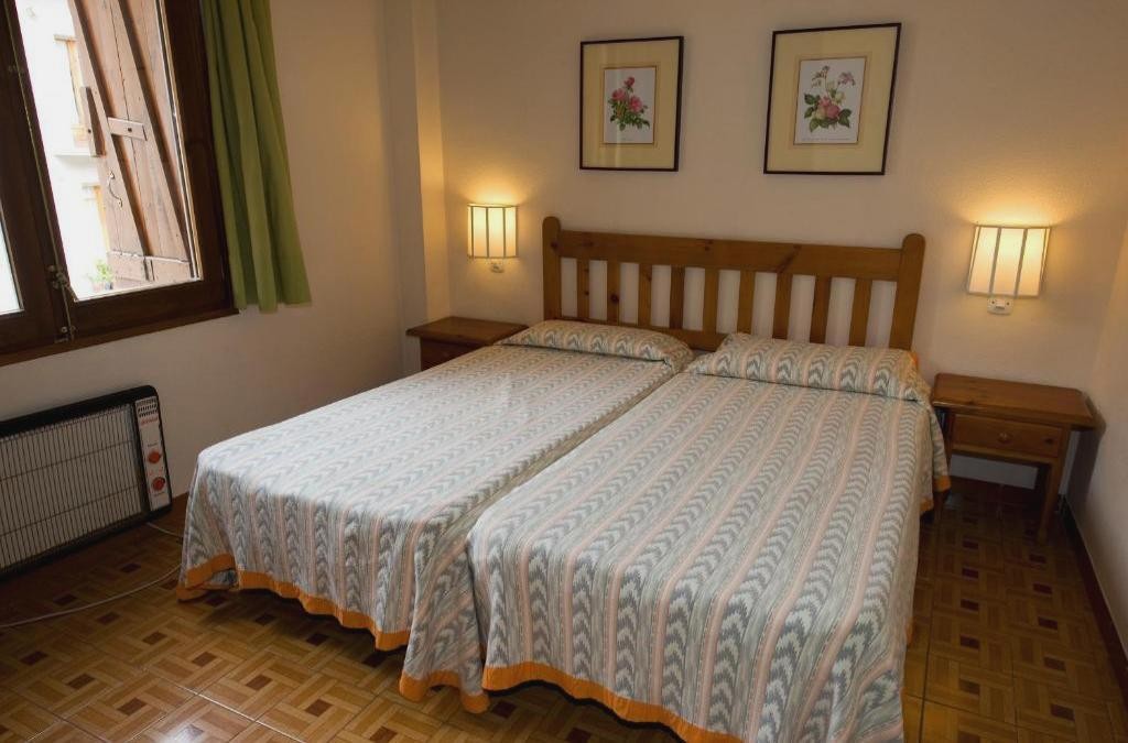 Apartaments Pessets Adelaida