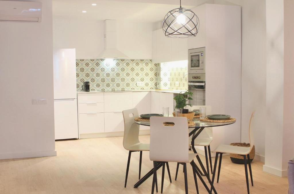 Mediterranean Way - Cavaller Suites