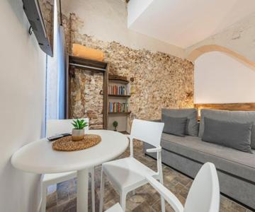 Old Town Experience Central Studio