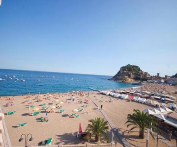Lets Holidays Tossa De Mar Beach Apartment
