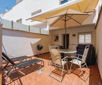 Lets Holidays Big Terrace House With Parking