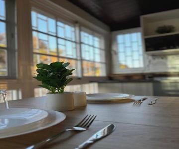 Hostal La Perla Del Hacho