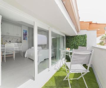 Buhardilla Con Terraza Acogedora