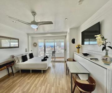 Riscal 9 By United Renters