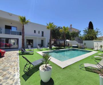 Mediterranean Moon House