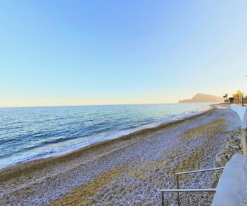 Estudio Con Acceso Privado A La Playa.