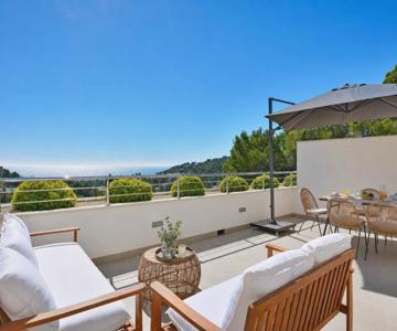 Altea Bayview Apartment By Nras