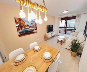 Beach Apartment With Pool & Gym