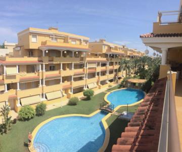 Apartamento Con Terraza De 100m2