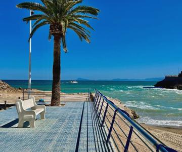 Faro Playa De Cullera