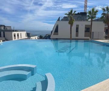 Gran Alcant Iconic Apartment Riki