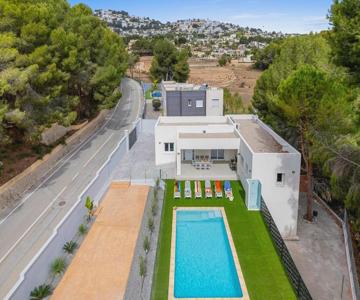 Villa Enzo PlusHolidays