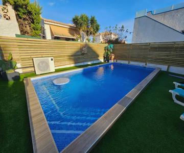 Fabulous Private Villa With Jacuzzi & Large Garden