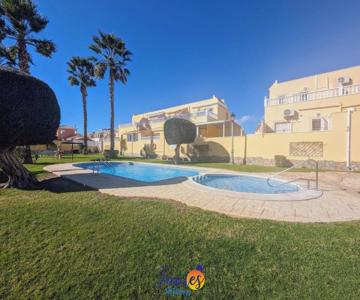 Quaint 2 Bed Apt In La Florida With Com Pool Lf17