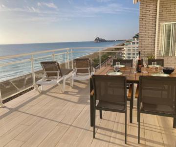 Superbe Appartement Face à La Mer