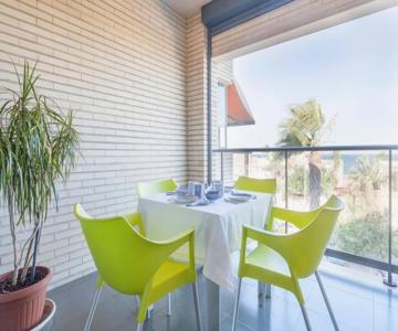 Confortable Beach Appartment With Views To The Sea