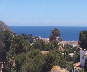 Atico-penthouse En Moraira Con Vistas Al Mar
