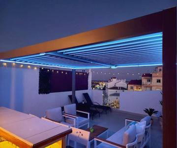 Green Lagoon Penthouse