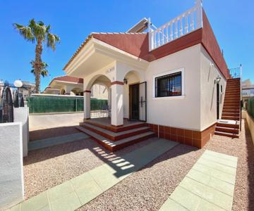 Casa Oeste Vrijstaande Villa Torrevieja