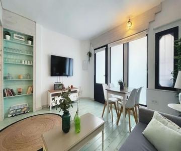 New Cozy Beach Apartment, Wifi