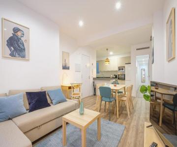 Apartment With Open-air Space