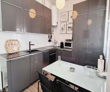 Florit Flats - The Canovas Apartment