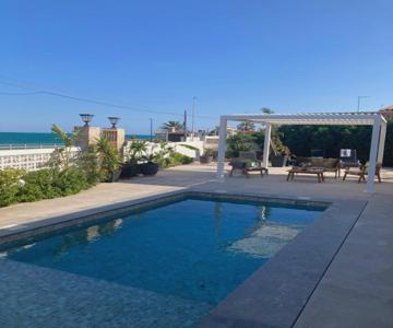 Villa Frente Al Mar