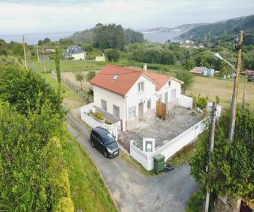 Casa Pozo Das Leiras (derecha)