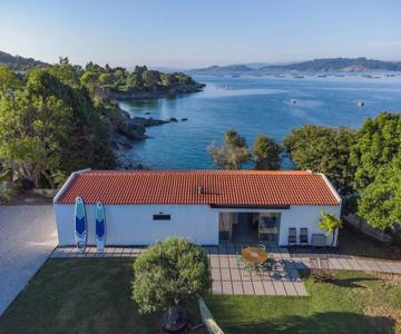 A Factoria Beach House By Prishomes