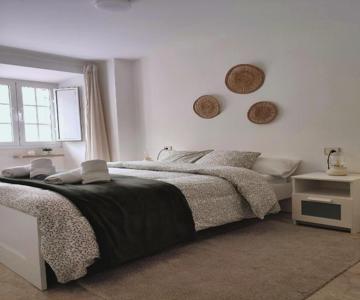 O Soño De Santiago - Casa En Mondoñedo Con Patio Exterior