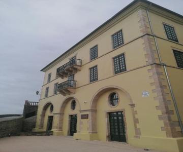 U-Hotel Aduana Ribadeo