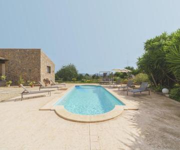 Holiday Home Can Benet By Interhome