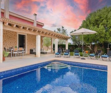 Yourhouse Can Cuixa Villa