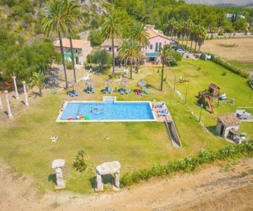 Spacious Apartment In Pollença With Shared Pool