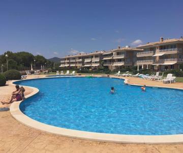 Beautiful Apartment With Sea View And Great Pool