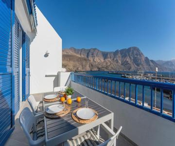 Agaete White&blue House